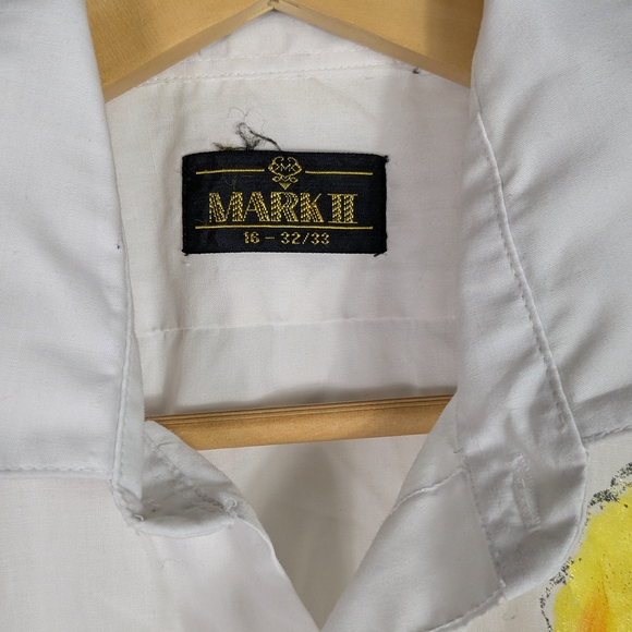 Mark II Vintage hand Painted Floral White Cotton Button Down Top Blouse  M - Picture 3 of 7